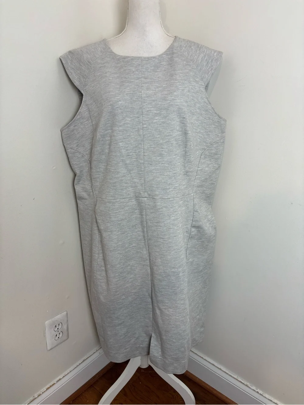 M.M. LaFleur Katie Twill Ponte Sheath Dress in Heather Gray Size 24 NWT